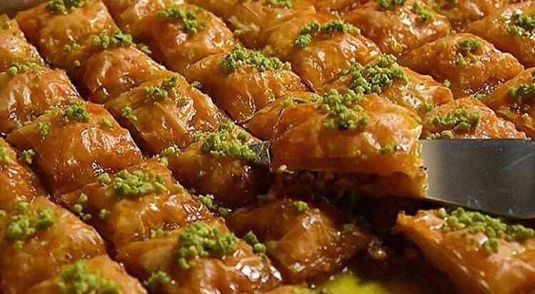 شیرینی «باقلوا» را حرفه‌ای و خوشمزه درست کنید