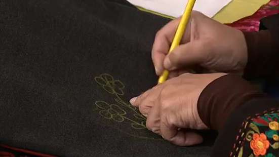 کار پته دوزی با لباس