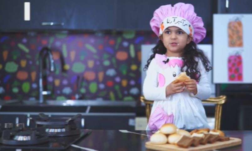 طرز تهیه خوراک مرغ و هویج با بچه‌ها