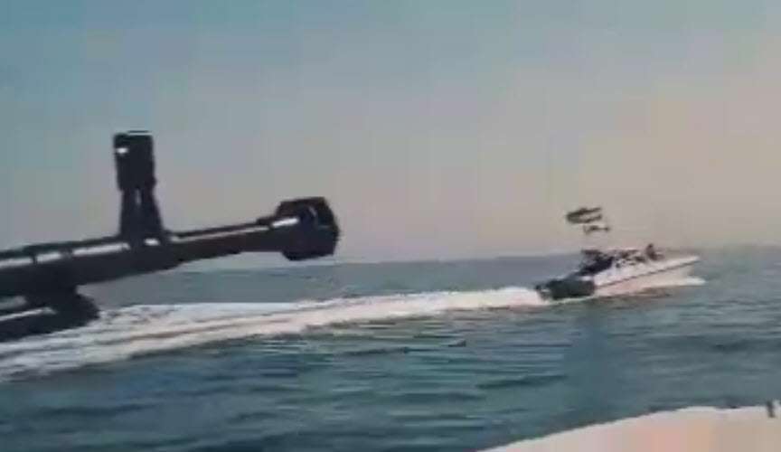 تصاویری از رزمایش پیامبر اعظم 12 در خلیج فارس