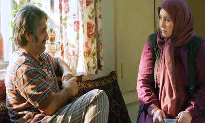 حسادت پریچهر به کارمند های زن فریبرز؛ زیرخاکی 2