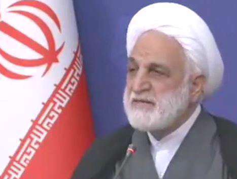 هیچ کدام از ایرانیان خارج از کشور ممنوع الورود نیستند