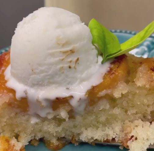 طرز تهیه کیک هلو برگردون؛ کاملیا رودنشین