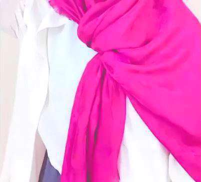 کلیپ آموزش گره بزرگ روسری قواره بلند دختران