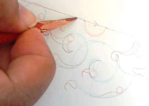 کلیپ آموزش متقارن سازی اسلیمی در هنر تذهیب؛ استاد مهدوی