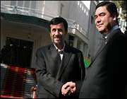 جناب احمدی نژاد اور قربان قلی محمد اف