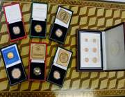 اهدا نخستین سکه های جهان به موزه آستان قدس