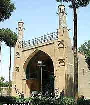 منار جنبان