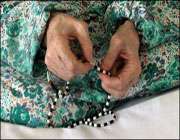 شاد شاد حتی در کهنسالی