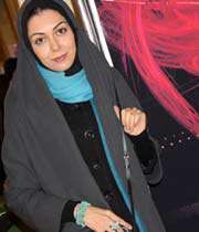 آزاده نامداری