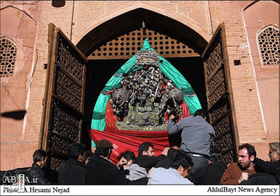 از تابوت سیاوش تا نخل سیدالشهدا
