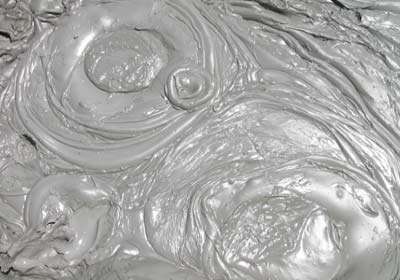 زمستان در کوههای مریخی و دریاچه صورتی!