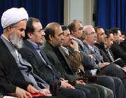 دیدار احمدی نژاد با نمایندگان مجلس