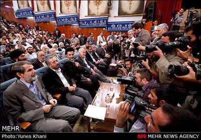 عکس و مکث انتخاباتی(1)