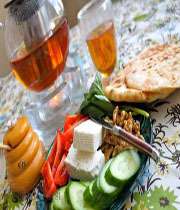 باید به درس فکر کرد یا گرسنگی؟!