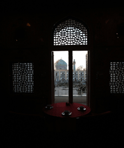کاروانسرای عباسی