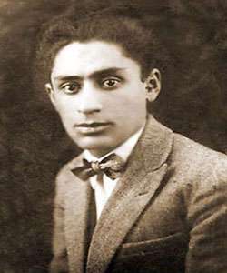 بزرگ علوی