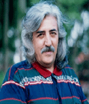 حسین منزوی