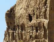 غارهای بان مسیتی
