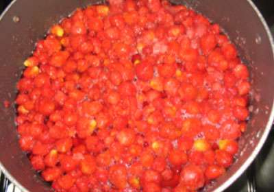 مربای توت فرنگی