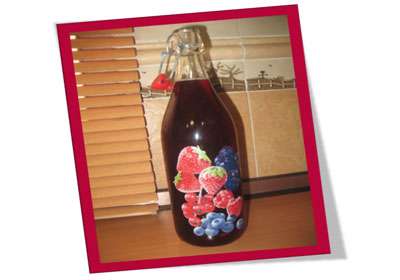 شربت توتفرنگی