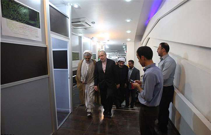 بازدید وزیر آموزش و پرورش از بیست و دومین نمایشگاه بین المللی قرآن کریم بازدید وزیر آموزش و پرورش از بیست و دومین نمایشگاه بین المللی قرآن کریم