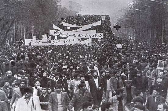 راهپیمایی انقلاب