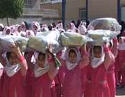 هدایای مقام معظم رهبری زینت افزای قامت زیبای دانش آموزان ماه نشان شد