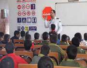 چهار هزار دانش آموز بروجردی با مقررات راهنمایی و رانندگی آشنا شدند