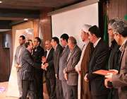 تقدیر از دانش آموزان پژوهشگر