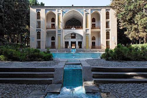 آب در معماری ایرانی