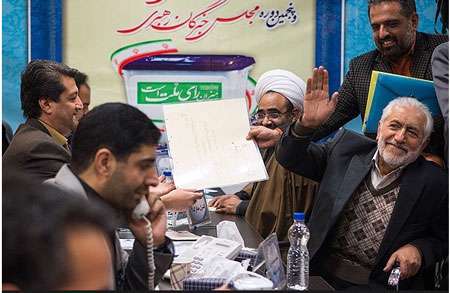 عکس و مکث انتخاباتی