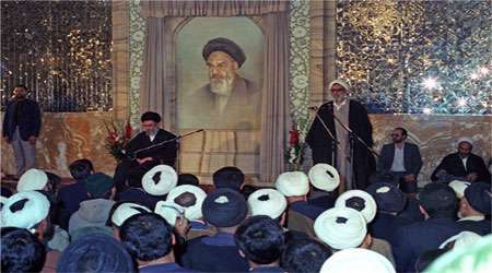 حضرت آیت الله خامنه ای در کنار مرحوم آیت الله واعظ طبسی