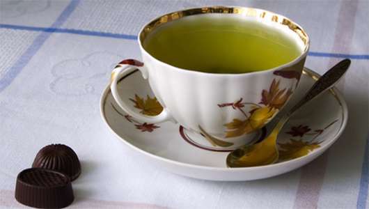 چای سبز و شکلات سیاه