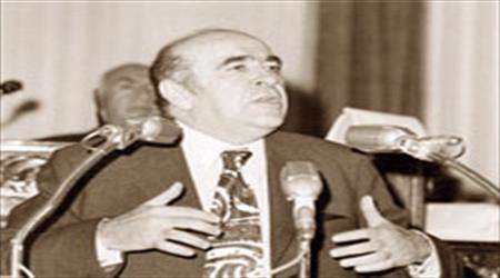 اشراف زاده ای که سپربلا شاه شد