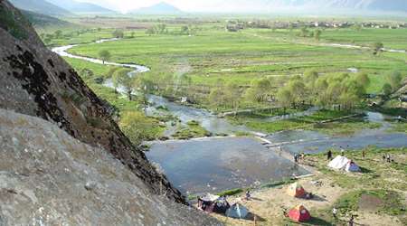 چشمه اسطوره ای ایران چشمه اسطوره ای ایران