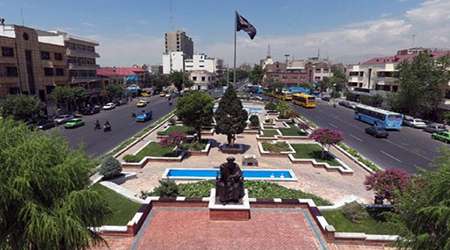 میدان بهارستان