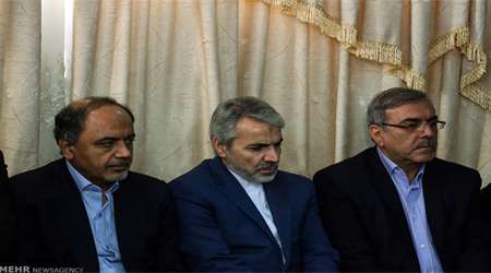 سیاسیون