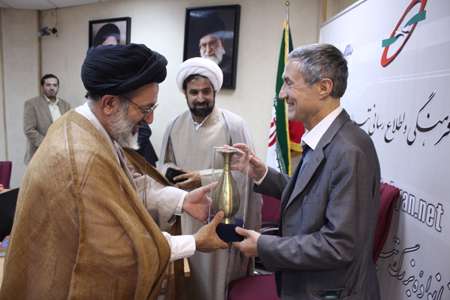 دیدار پفروفسور پی یر لووری؛ رئیس دپارتمان عرفان دانشگاه سوربون با مدیران تبیان