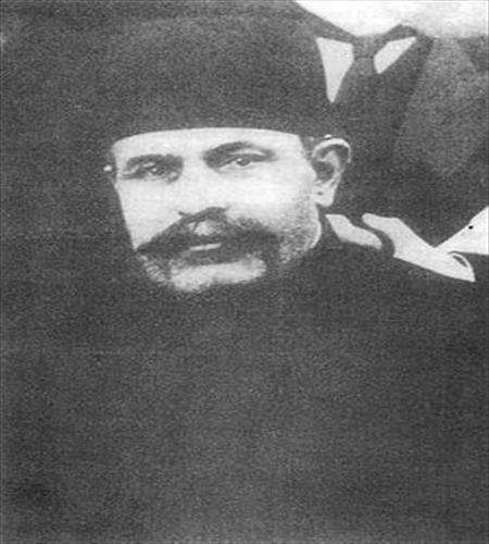 سپهدار رشتی چه کسی بود؟