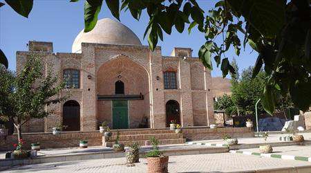 راهنمای گشت و گذار در «آوج»