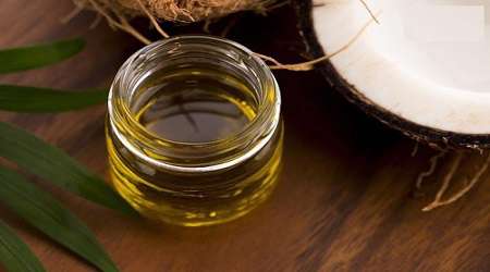 زیبا با روغن نارگیل