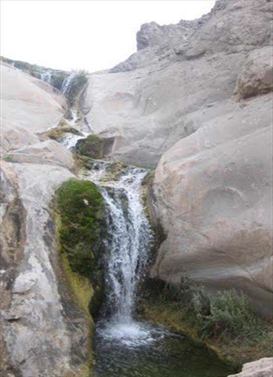 از آبشاری در سه کاسه سنگی تا آبشاری در لاله زار از آبشاری در سه کاسه سنگی تا آبشاری در لاله زار