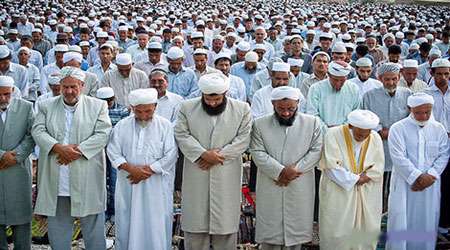 چرا اهل سنت دست بسته نماز می خوانند؟ چرا اهل سنت دست بسته نماز می خوانند؟