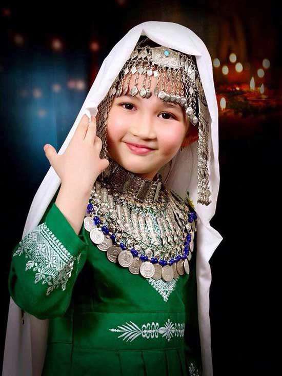 لباس های سنتی زنان و مردان هزاره