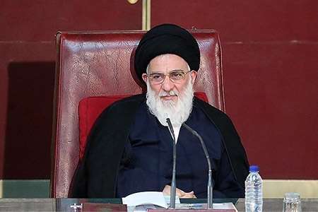 خط بطلان رهبر انقلاب بر حاشیههای سیاسی