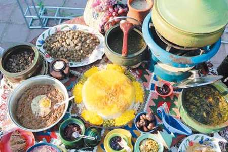 عطر سفره گیلانی ها، راهی برای جذب گردشگر عطر سفره گیلانی ها، راهی برای جذب گردشگر