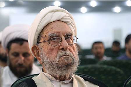 خط بطلان رهبر انقلاب بر حاشیههای سیاسی
