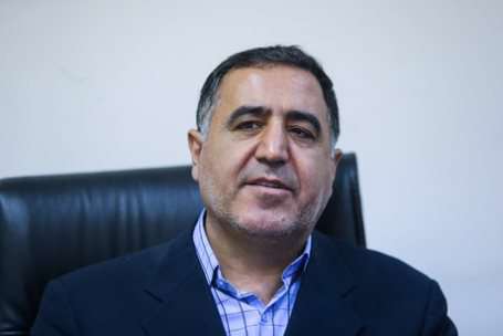 یک عضو کمیسیون برنامه و بودجه مجلس شورای اسلامی ضمن ارزیابی مثبت از عملکرد عباس آخوندی در وزارت راه شکستن حبس شبکه ریلی را از مهمترین اقدامات وی در وزارت راه دانست.