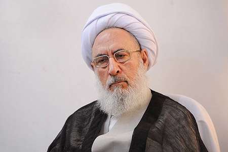 خط بطلان رهبر انقلاب بر حاشیههای سیاسی